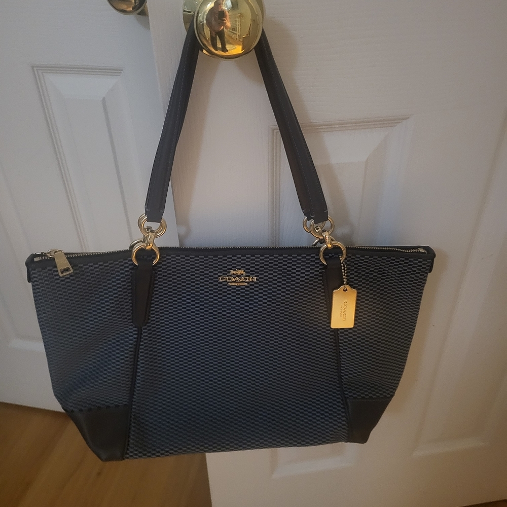 Coach tote